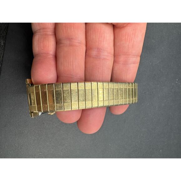 Vintage Gruen Veri-Thin Precision With Calendar Stretch Band 20mm 10k GF main image 14